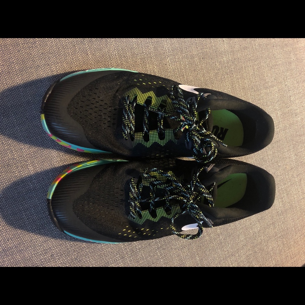Nike Zoom Kiger 4 Size 11.5